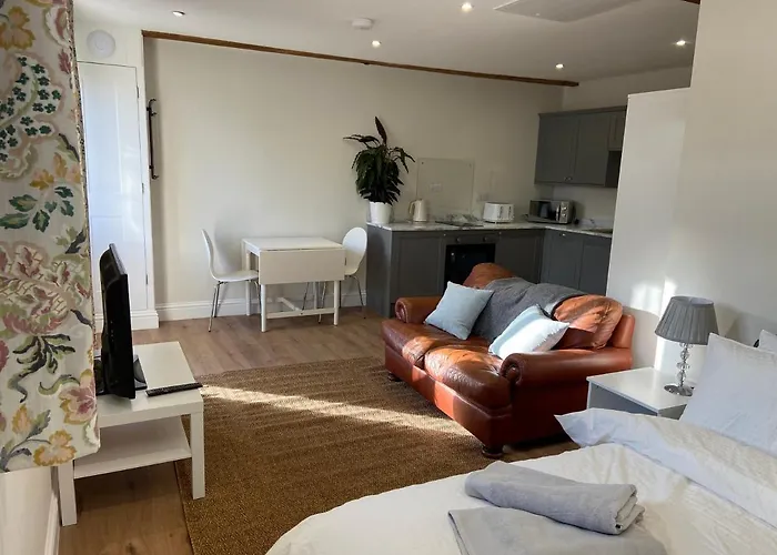 Potcote Farm Stables Accommodation Spots Stable